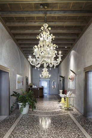 Imagen de los interiores del Hotel Albergo Cappello. Foto 19
