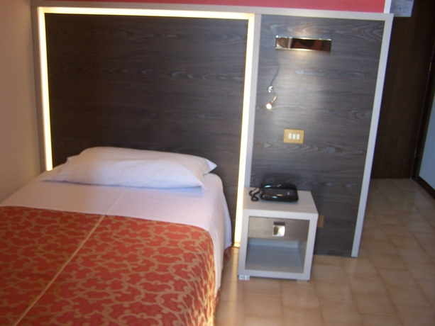 Imagen de la habitación del Hotel Albergo Carancini. Foto 9