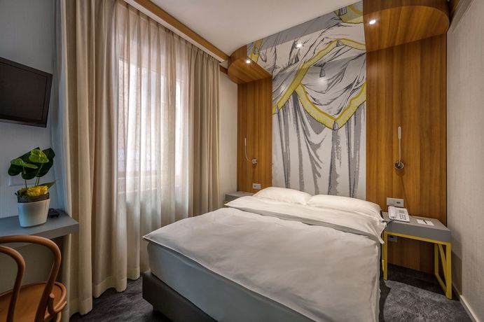 Imagen de la habitación del Hotel Albergo Carcani. Foto 18