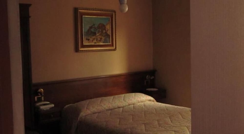 Imagen de la habitación del Hotel Albergo Casale. Foto 12