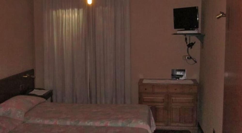 Imagen de la habitación del Hotel Albergo Casale. Foto 15