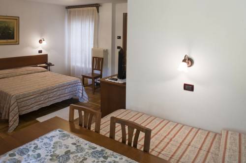 Imagen de la habitación del Hotel Albergo Castello Da Bonino. Foto 5