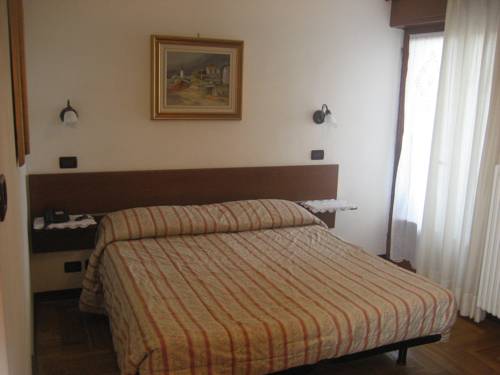 Imagen de la habitación del Hotel Albergo Castello Da Bonino. Foto 14