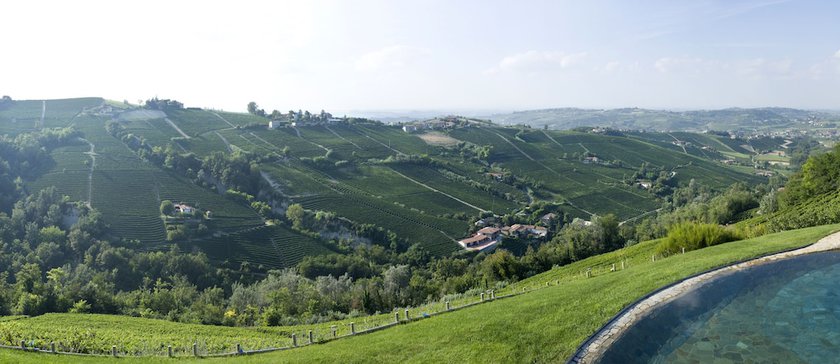 Imagen de la piscina del Hotel Albergo Castiglione Langhe. Foto 19