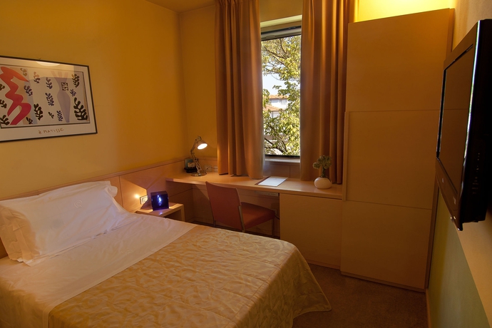 Imagen de la habitación del Hotel Albergo Celide. Foto 3