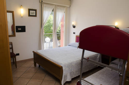 Imagen de la habitación del Hotel Albergo Cenni. Foto 1