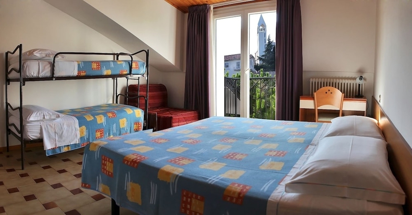 Imagen de la habitación del Hotel Albergo Centopini. Foto 8