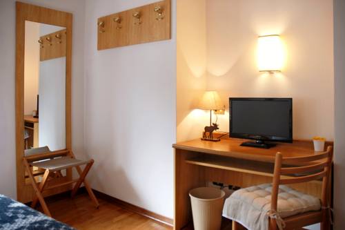 Imagen de la habitación del Hotel Albergo Centrale. Foto 10