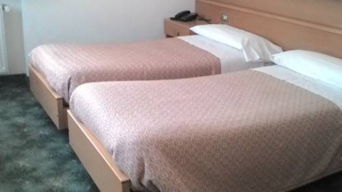 Imagen de la habitación del Hotel Albergo Chiara. Foto 1
