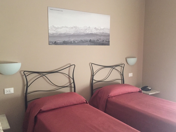 Imagen de la habitación del Hotel Albergo Ciocca. Foto 4