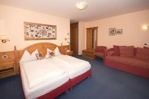 Imagen de la habitación del Hotel Albergo Conturina. Foto 3