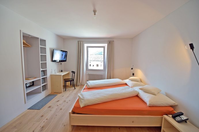 Imagen de la habitación del Hotel Albergo Croce Bianca. Foto 10