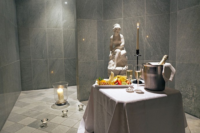 Imagen de la piscina del Hotel Albergo Croce Bianca. Foto 19