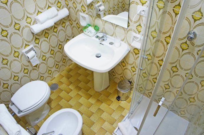 Imagen de la habitación del Hotel Albergo D\'Onofrio. Foto 15