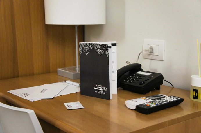 Imagen de la habitación del Hotel Albergo D\'Onofrio. Foto 16