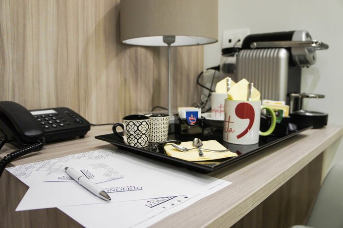 Imagen de la habitación del Hotel Albergo D\'Onofrio. Foto 19