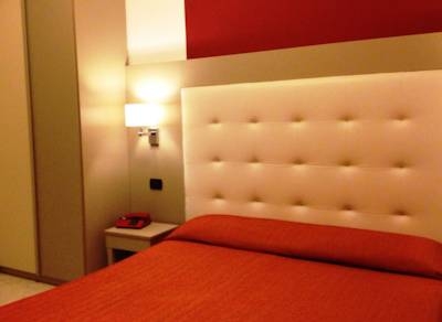 Imagen de la habitación del Hotel Albergo Degli Amici. Foto 3