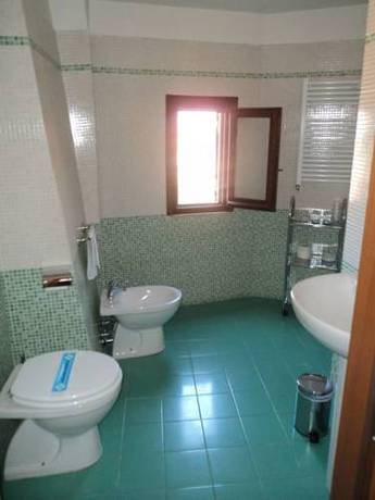 Imagen de la habitación del Hotel Albergo Dei Leoni. Foto 15
