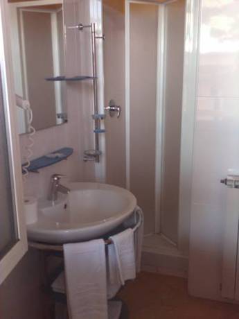Imagen de la habitación del Hotel Albergo Del Pino. Foto 3