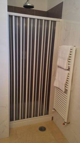 Imagen de la habitación del Hotel Albergo Del Pino. Foto 6