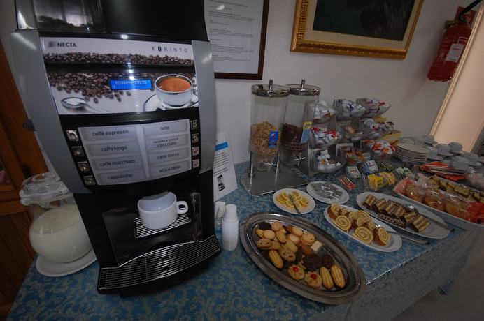 Imagen del bar/restaurante del Hotel Albergo Del Santuario. Foto 6