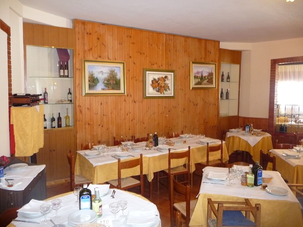 Imagen del bar/restaurante del Hotel Albergo Del Sole, Roccaraso. Foto 4