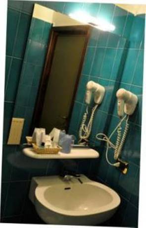 Imagen de la habitación del Hotel Albergo Della Corona. Foto 5