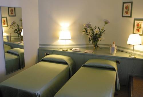 Imagen de la habitación del Hotel Albergo Della Corona. Foto 7