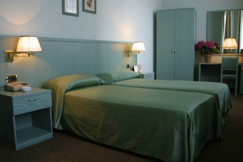 Imagen de la habitación del Hotel Albergo Della Corona. Foto 15