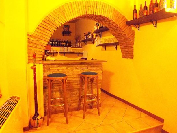 Imagen del bar/restaurante del Hotel Albergo Della Posta, Bracciano. Foto 2