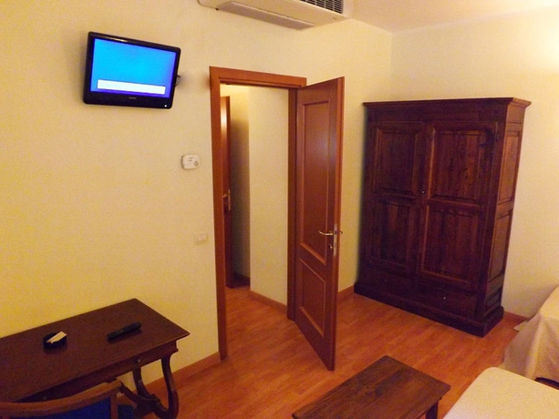 Imagen de la habitación del Hotel Albergo Della Posta, Bracciano. Foto 7
