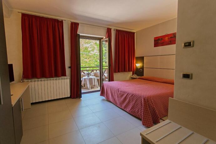 Imagen general del Hotel Albergo Della Posta, Villaggio Mancuso. Foto 15