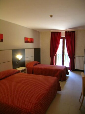Imagen de la habitación del Hotel Albergo Della Posta, Villaggio Mancuso. Foto 26