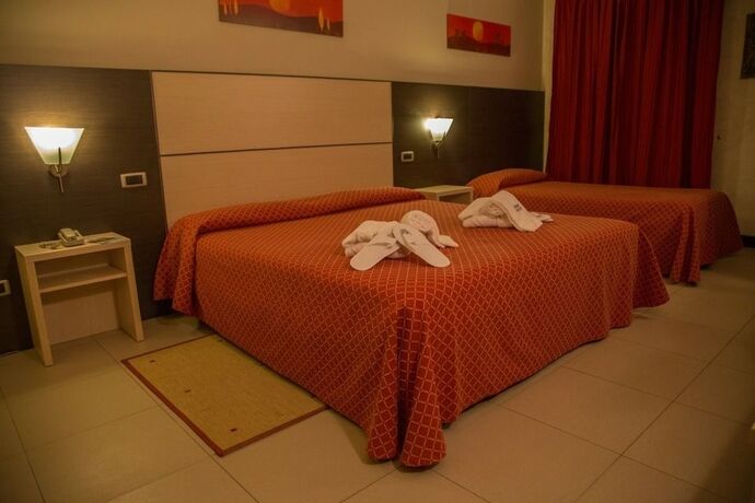 Imagen de la habitación del Hotel Albergo Della Posta, Villaggio Mancuso. Foto 27