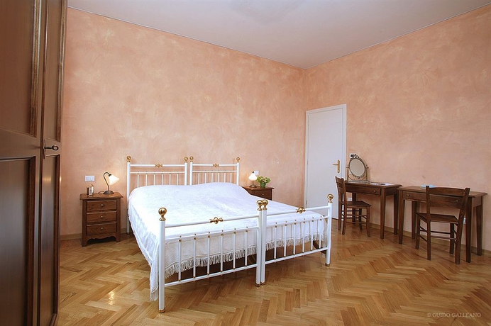 Imagen de la habitación del Hotel Albergo Dell'academia. Foto 3