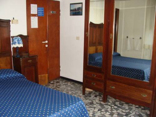 Imagen de la habitación del Hotel Albergo Delle Ondine. Foto 13