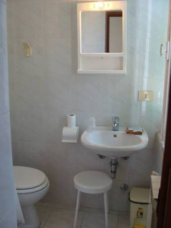 Imagen de la habitación del Hotel Albergo Delle Ondine. Foto 16