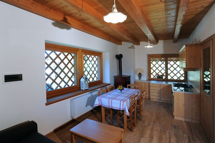 Imagen de la habitación del Hotel Albergo Diffuso Comeglians. Foto 6
