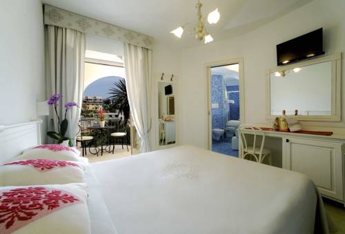 Imagen de la habitación del Hotel Albergo Diffuso Mannois. Foto 9