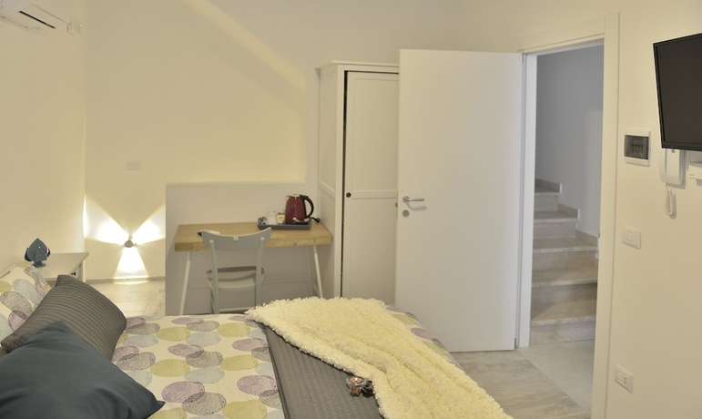 Imagen de la habitación del Hotel Albergo Diffuso Monopoli. Foto 5