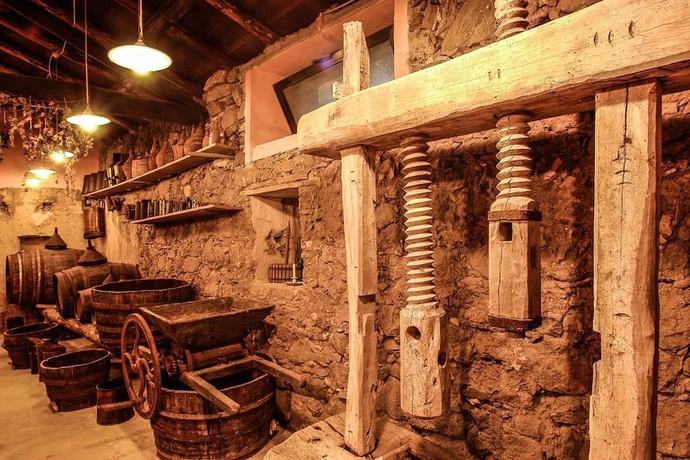 Imagen general del Hotel Albergo Diffuso Omu Axiu. Foto 3