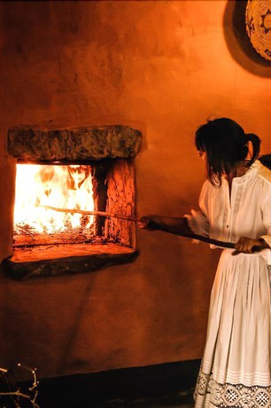 Imagen de los interiores del Hotel Albergo Diffuso Omu Axiu. Foto 19