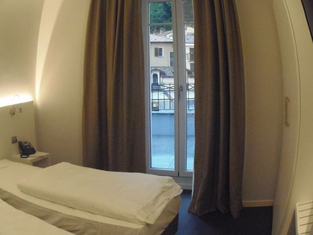 Imagen de la habitación del Hotel Albergo Dongo. Foto 6