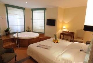 Imagen de la habitación del Hotel Albergo Duomo, San Gemini. Foto 5