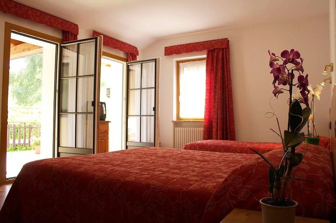 Imagen de la habitación del Hotel Albergo Edelweiss. Foto 7
