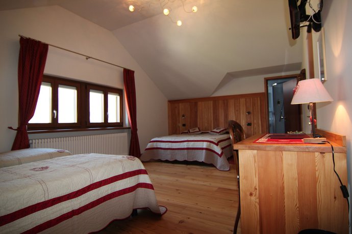 Imagen de la habitación del Hotel Albergo Edelweiss. Foto 12