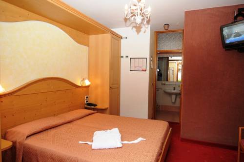 Imagen de la habitación del Hotel Albergo Eden. Foto 9
