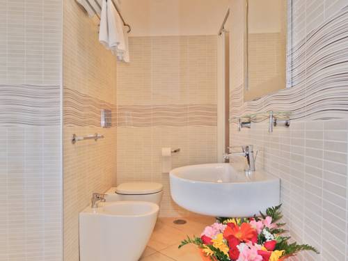 Imagen de la habitación del Hotel Albergo Enrica. Foto 11