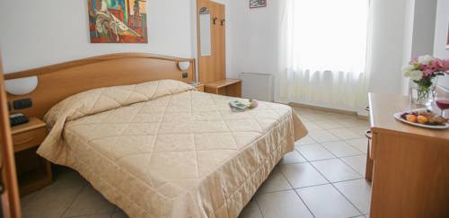 Imagen de la habitación del Hotel Albergo Etico Asti. Foto 11