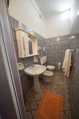 Imagen de la habitación del Hotel Albergo Europa. Foto 8